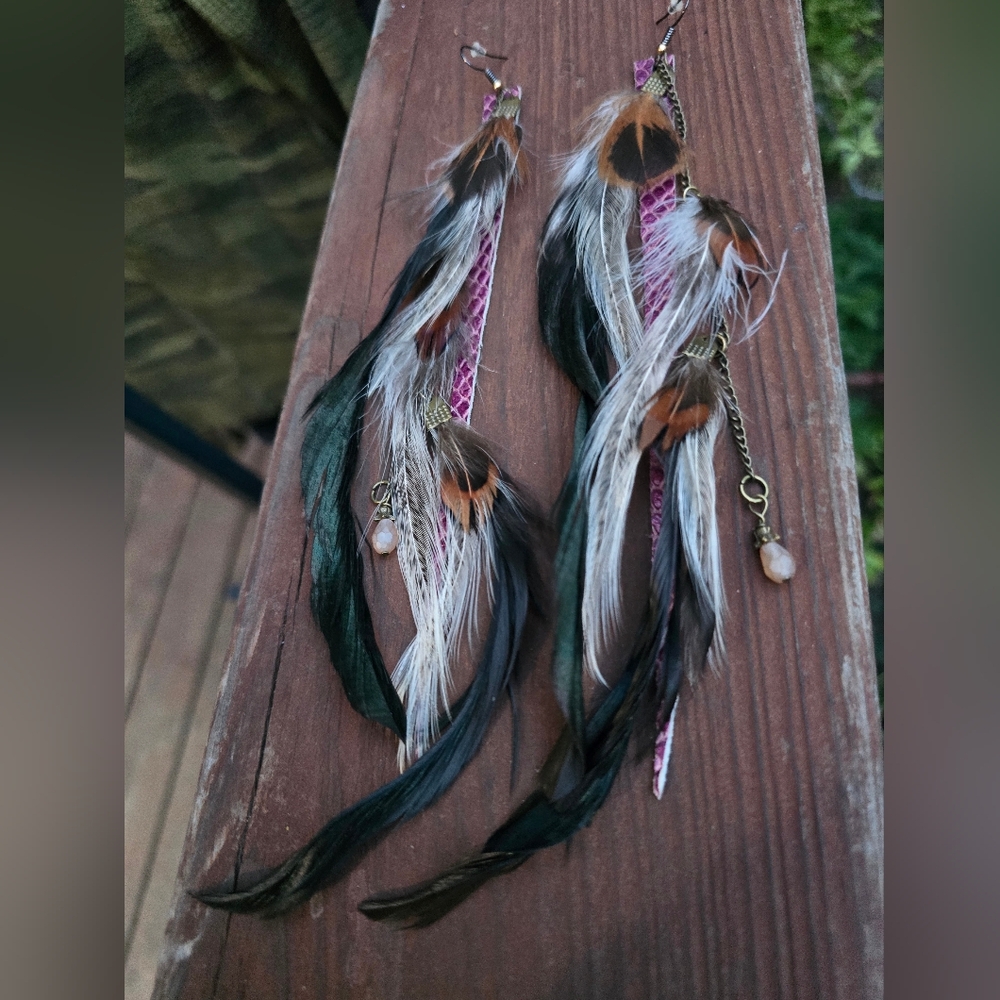 New! Long Feather Earrings Drop Chain Crystal Charm Handcrafted Boho Jewelry - Picture 2 of 6